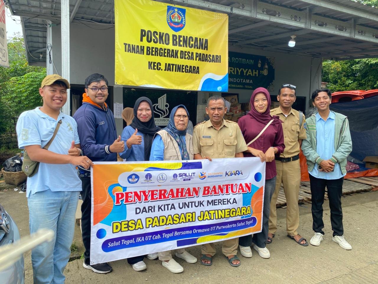 SALUT Tegal Salurkan Donasi untuk Korban Bencana Tanah Bergerak di Desa Padasari Kecamatan Jatinegara Kabupaten Tegal